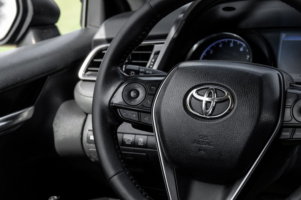 Vehicle image 36 of 58