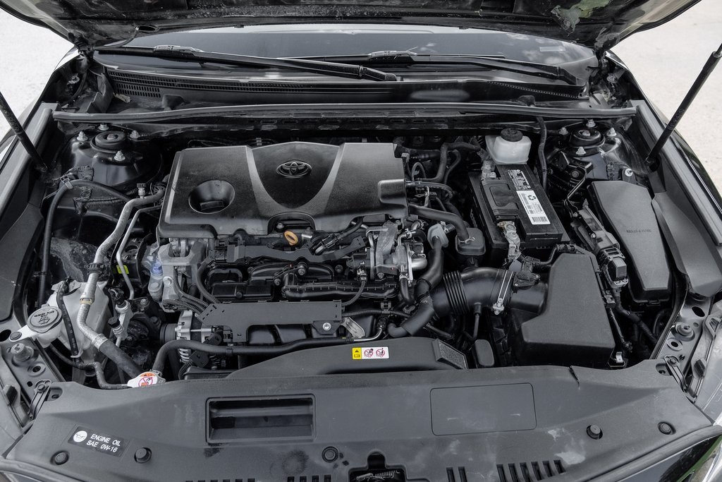 Vehicle image 16 of 58