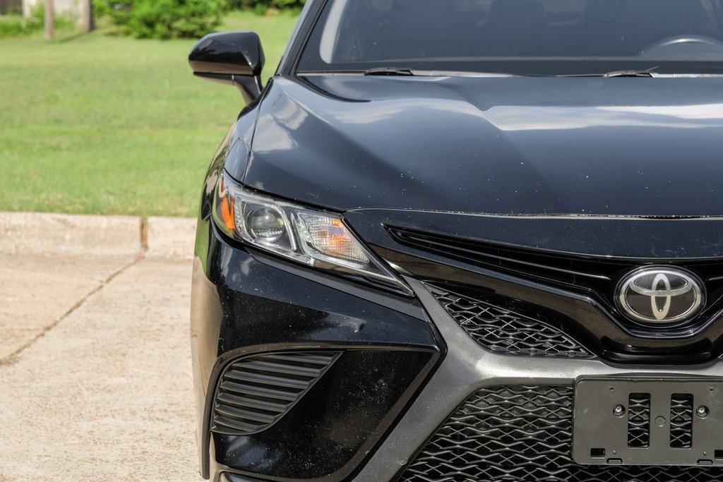 Vehicle image 51 of 58