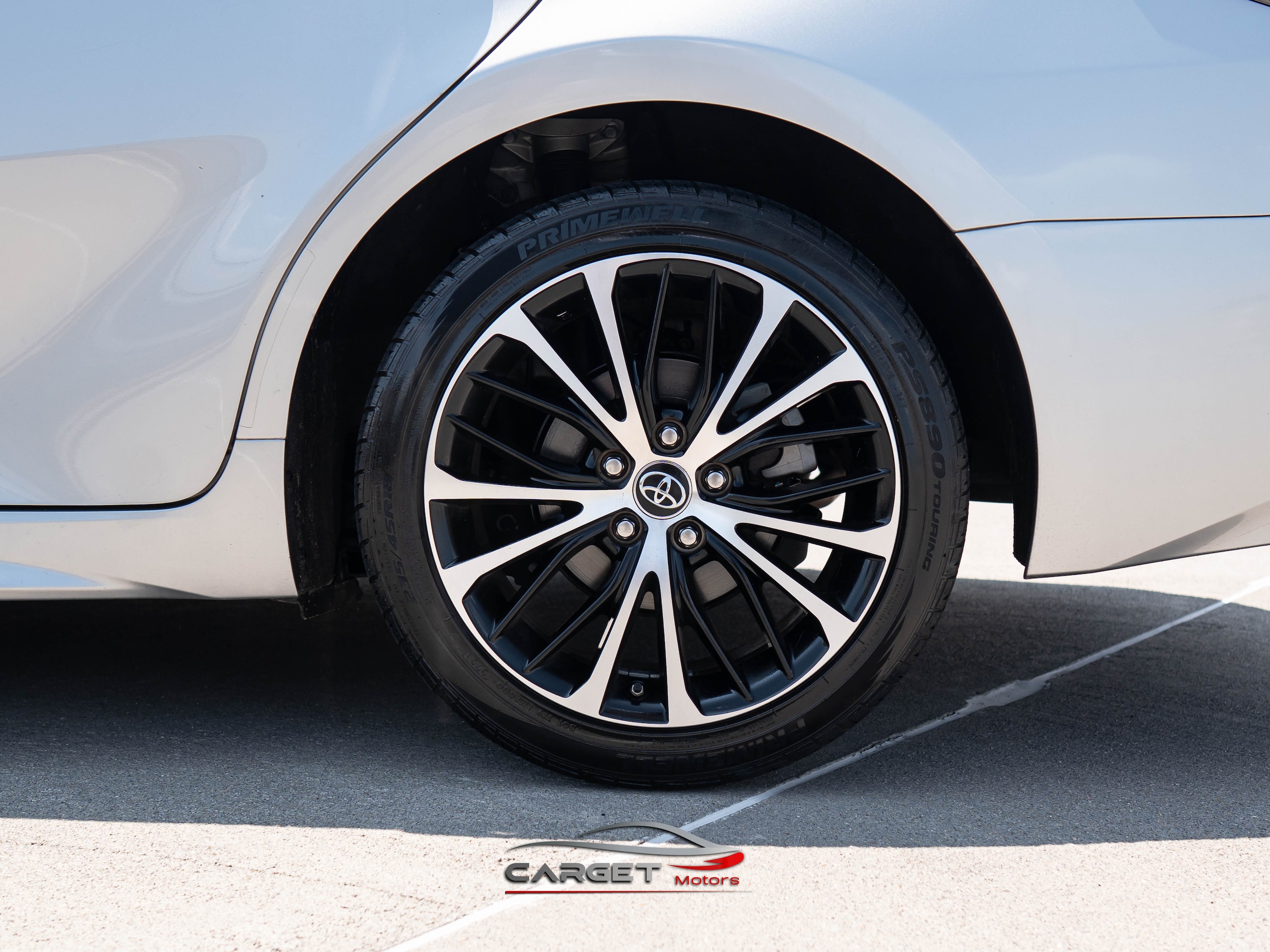 Vehicle image 12 of 55