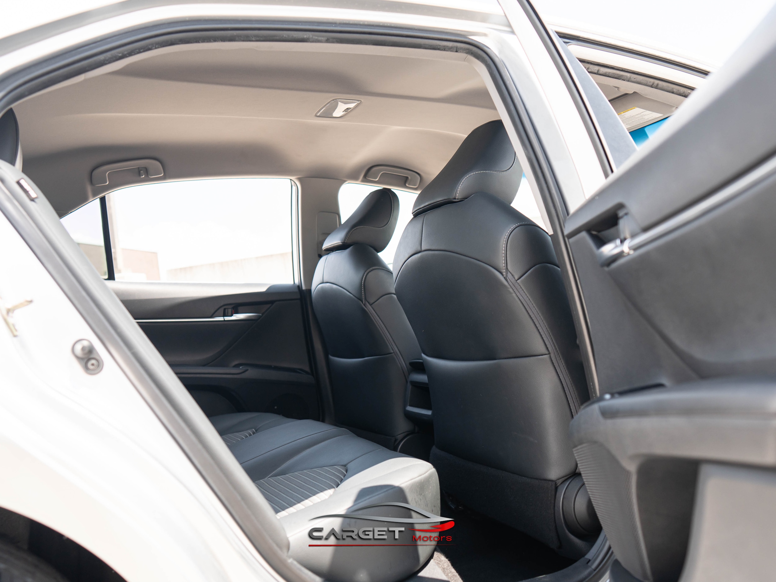 Vehicle image 19 of 55