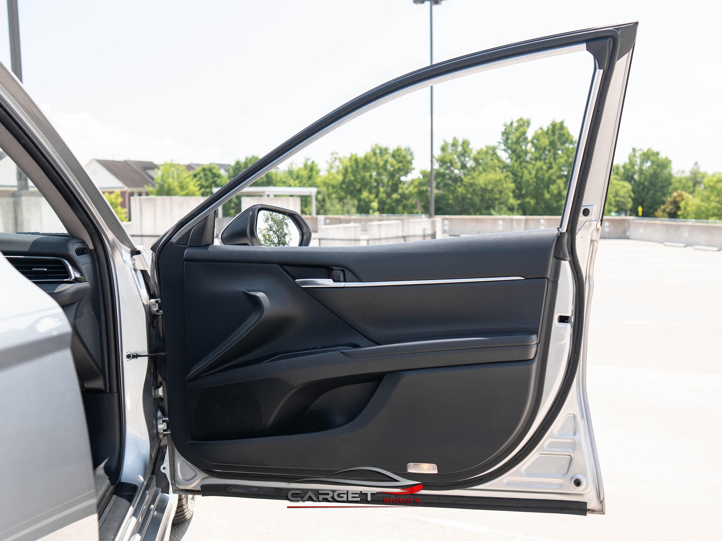 Vehicle image 38 of 55