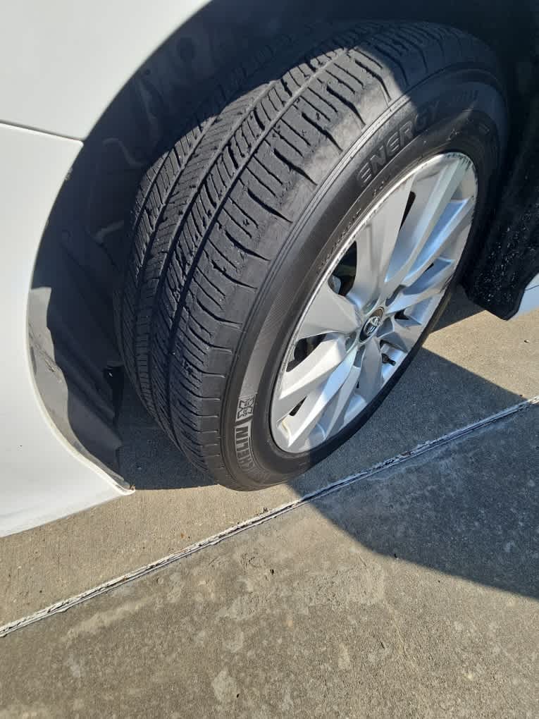 Vehicle image 15 of 16