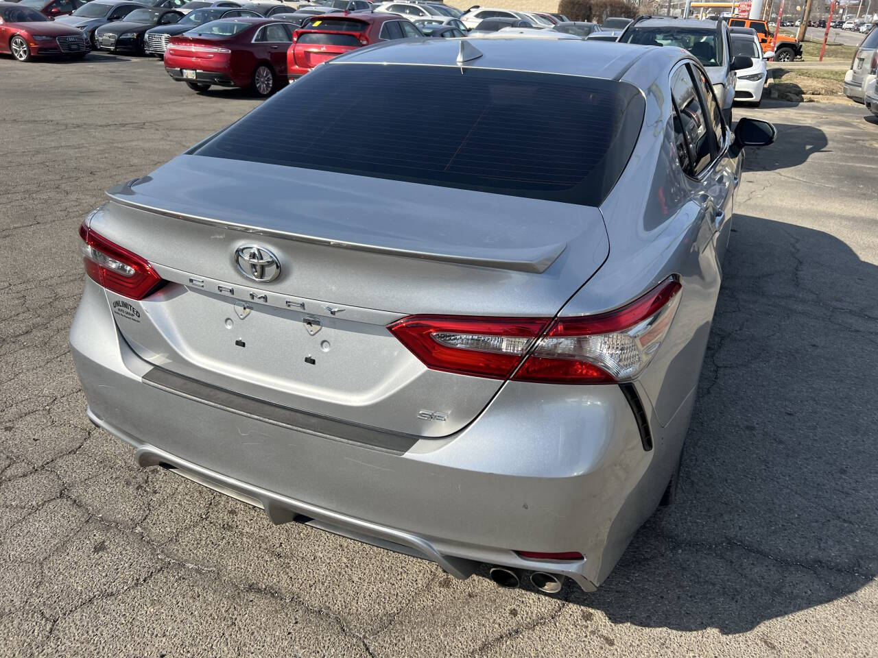 Vehicle image 9 of 23