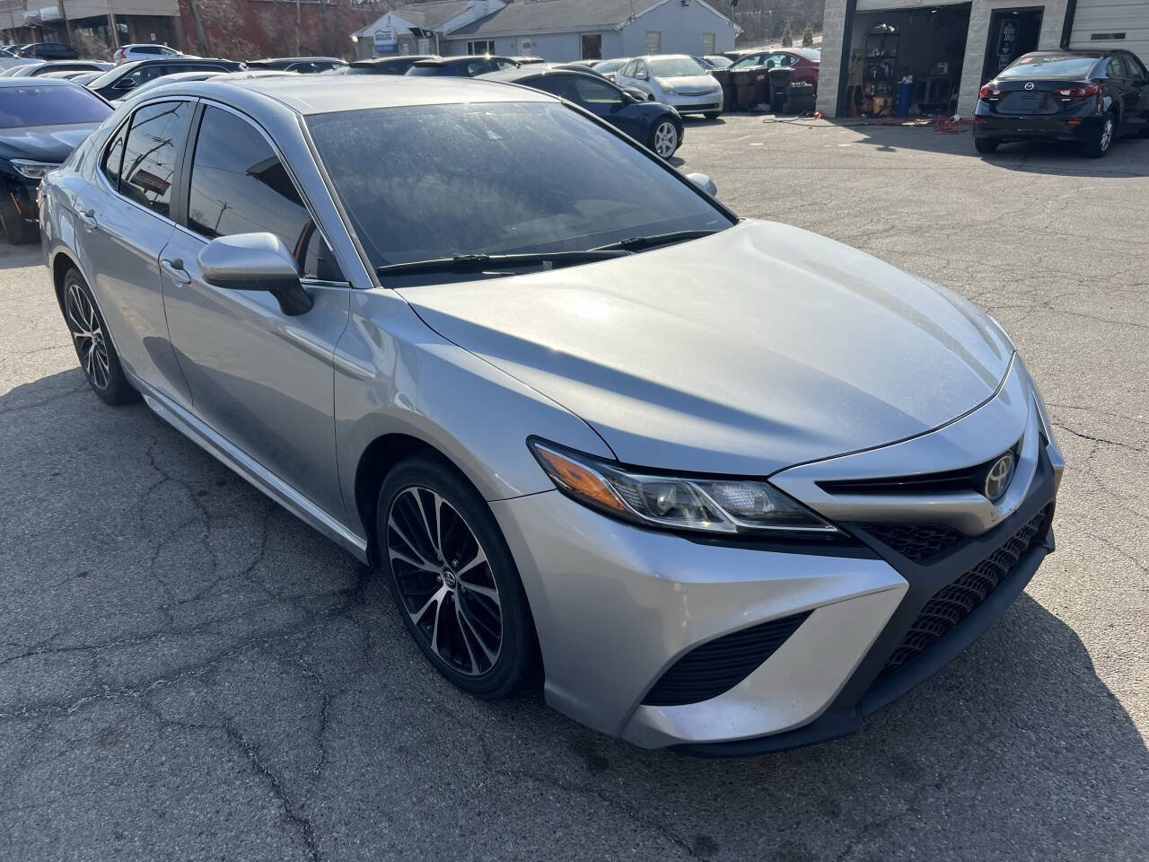 Vehicle image 8 of 23