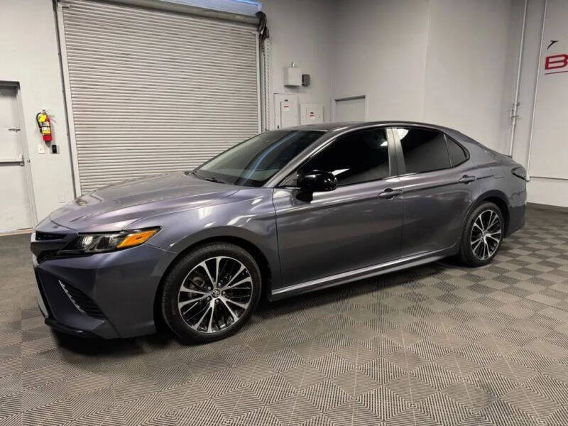 Vehicle image 11 of 58