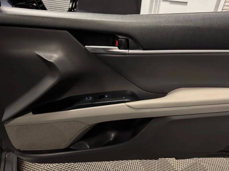 Vehicle image 58 of 58