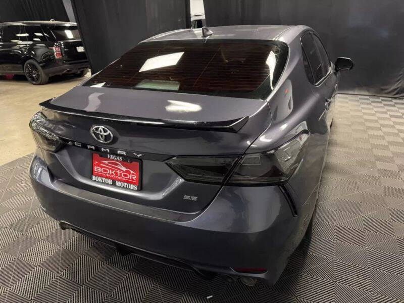 Vehicle image 14 of 58