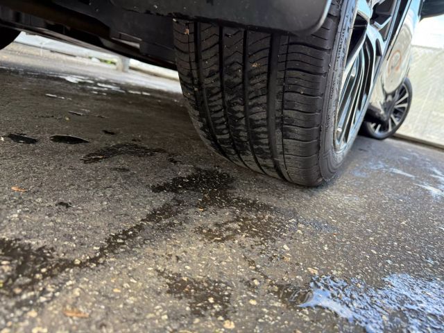 Vehicle image 42 of 47