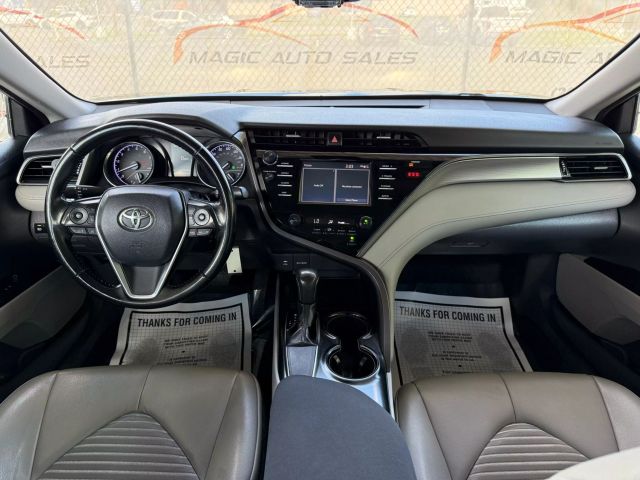 Vehicle image 27 of 47