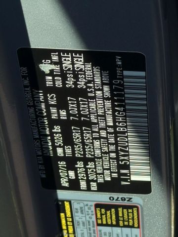 Vehicle image 36 of 43
