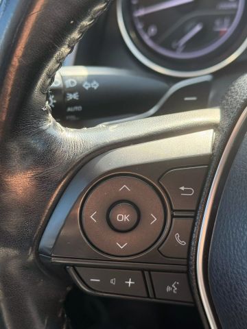 Vehicle image 19 of 43