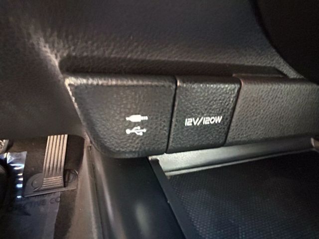 Vehicle image 15 of 43