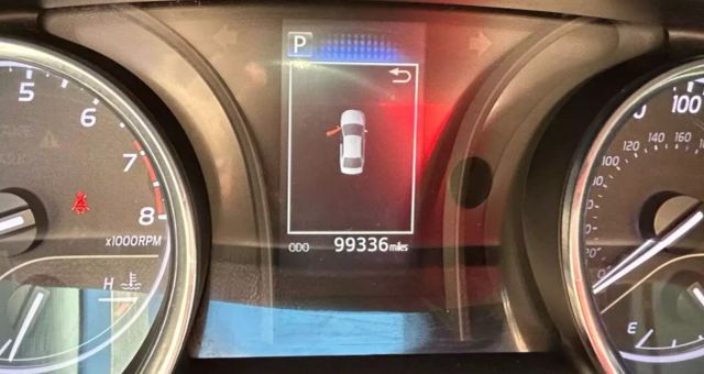 Vehicle image 16 of 43