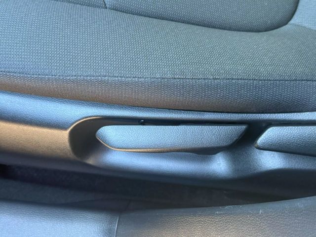 Vehicle image 10 of 43