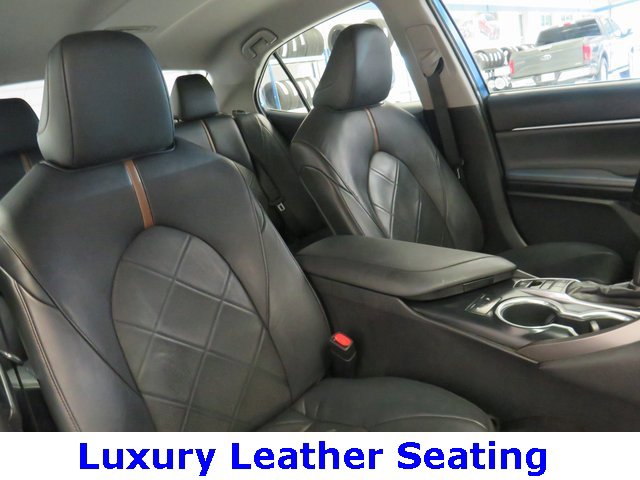 Vehicle image 9 of 40