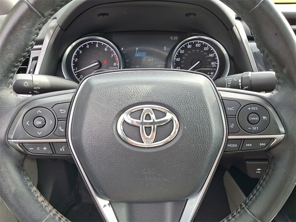 Vehicle image 20 of 41