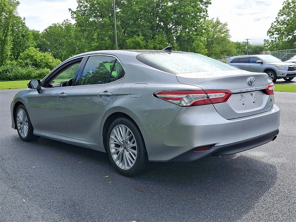 Vehicle image 7 of 41