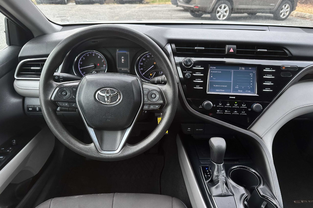 Vehicle image 12 of 24