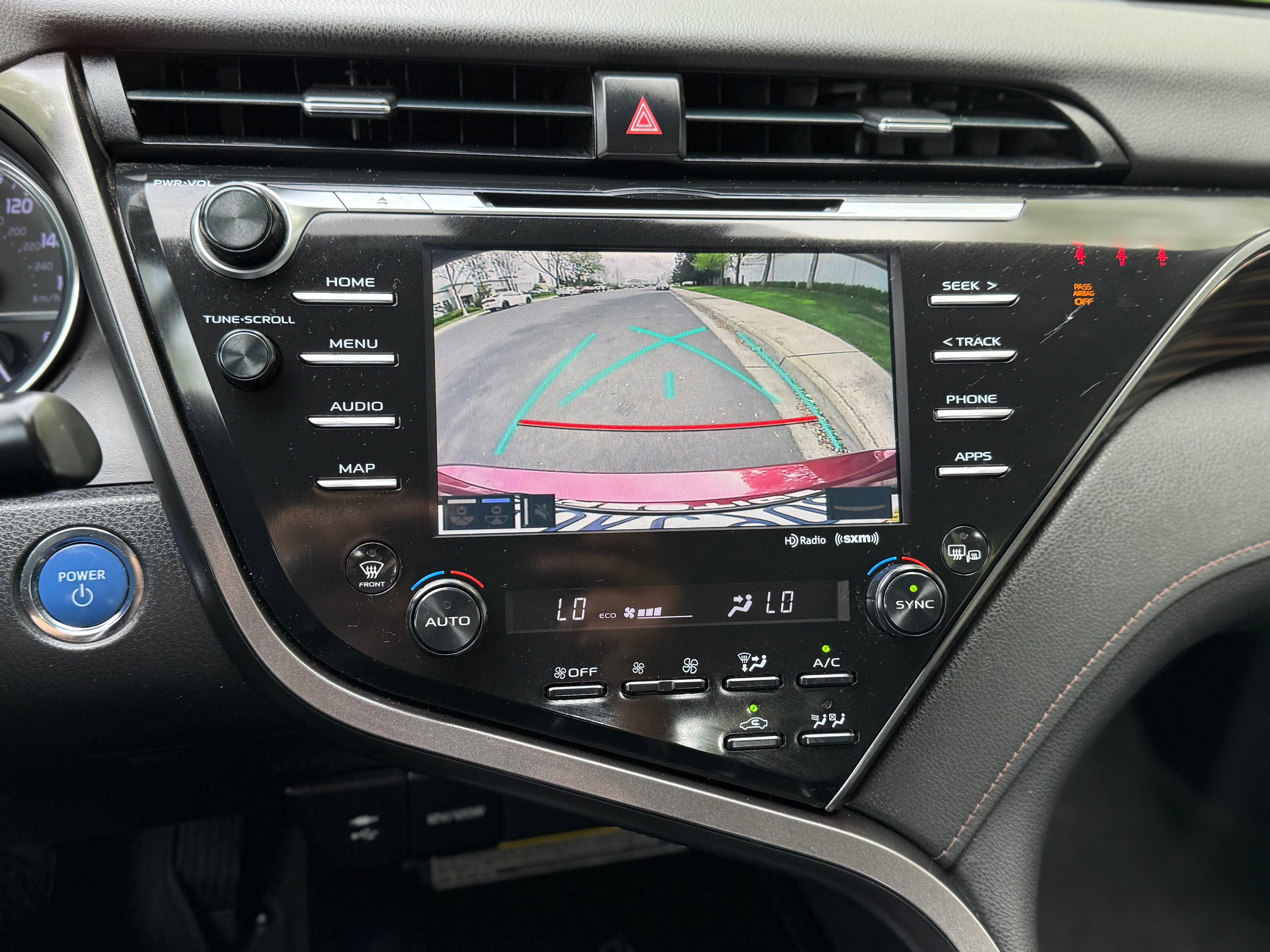 Vehicle image 15 of 17