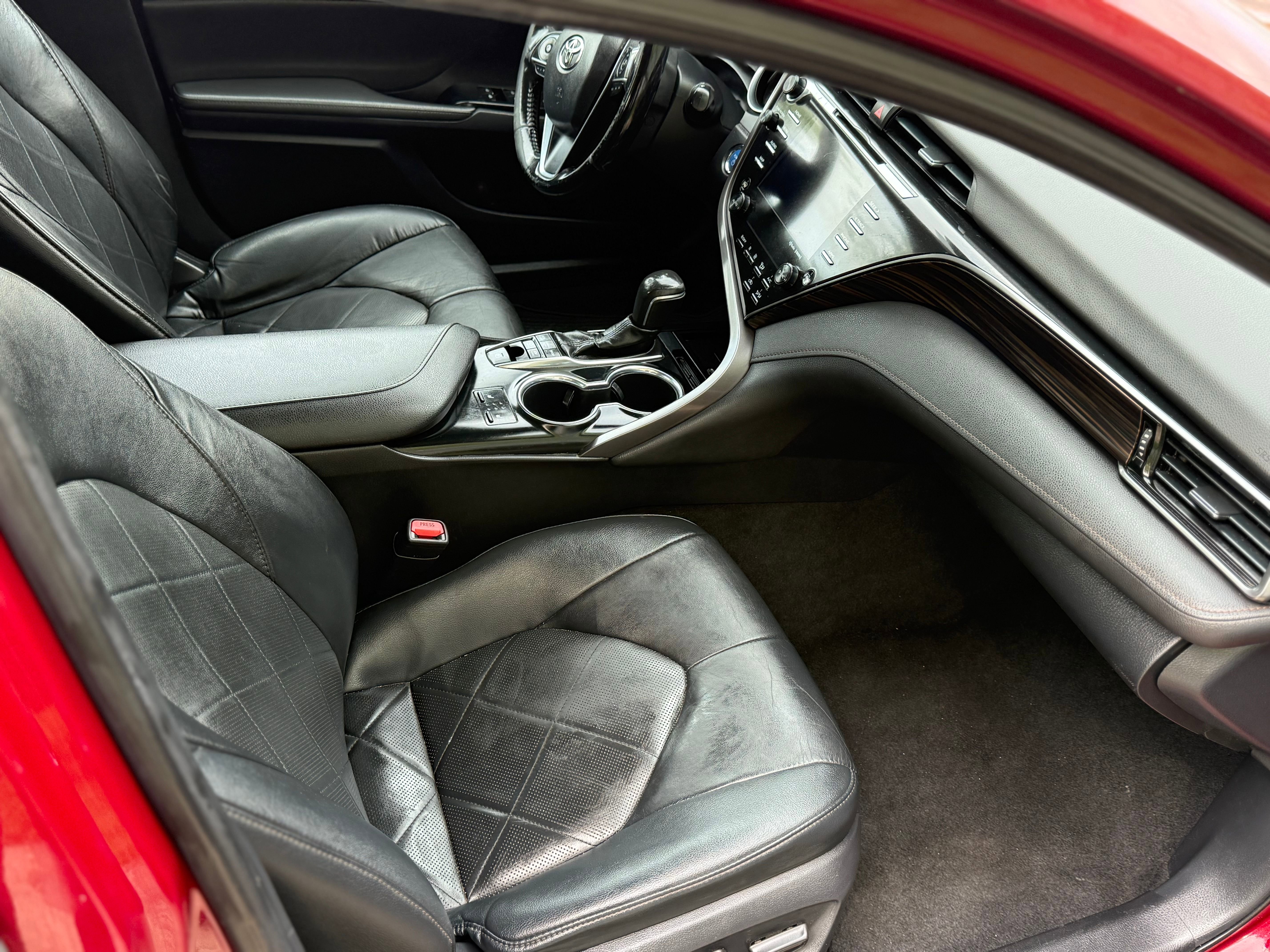 Vehicle image 17 of 17