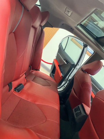 Vehicle image 12 of 24