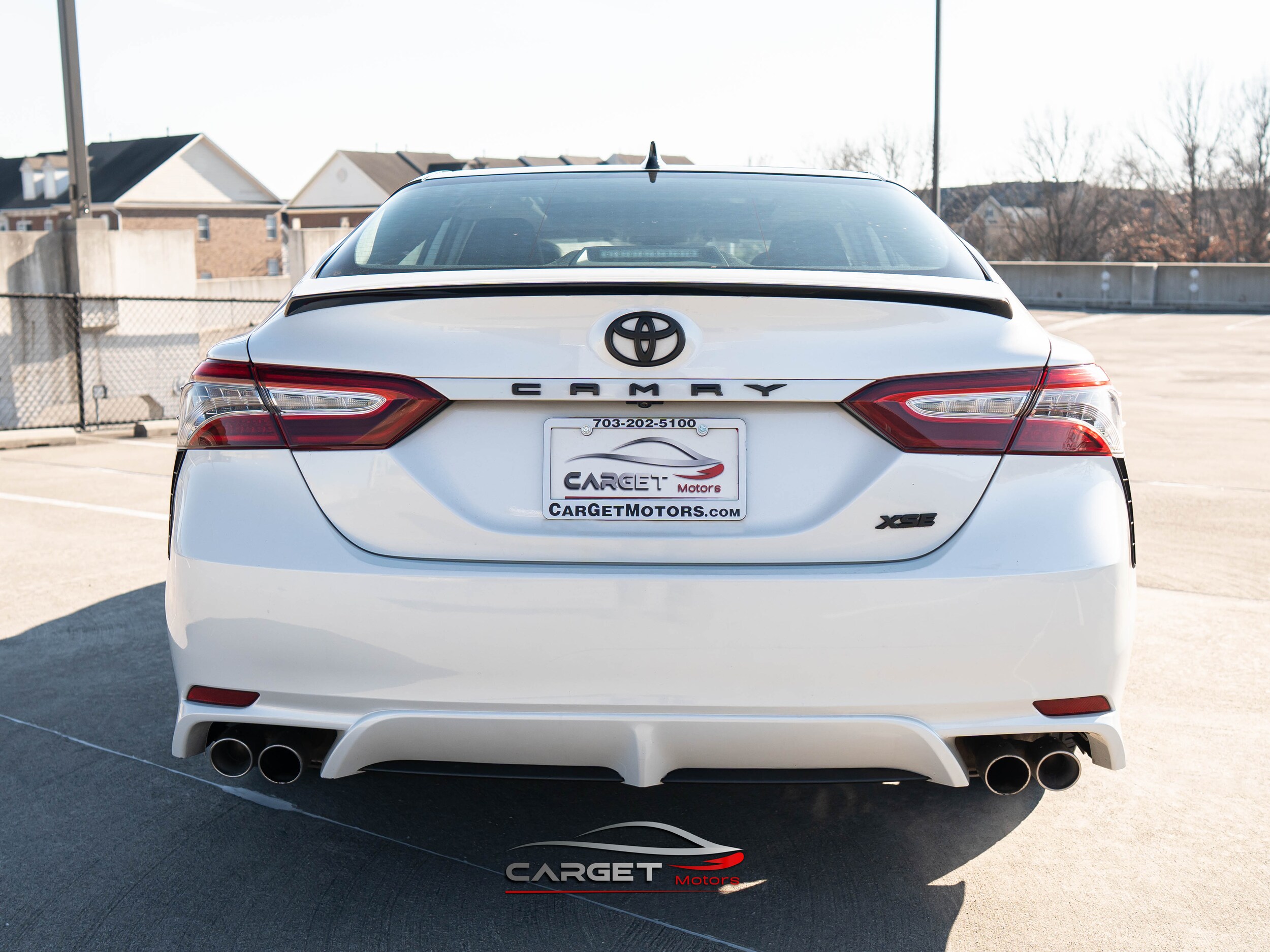 Vehicle image 5 of 43