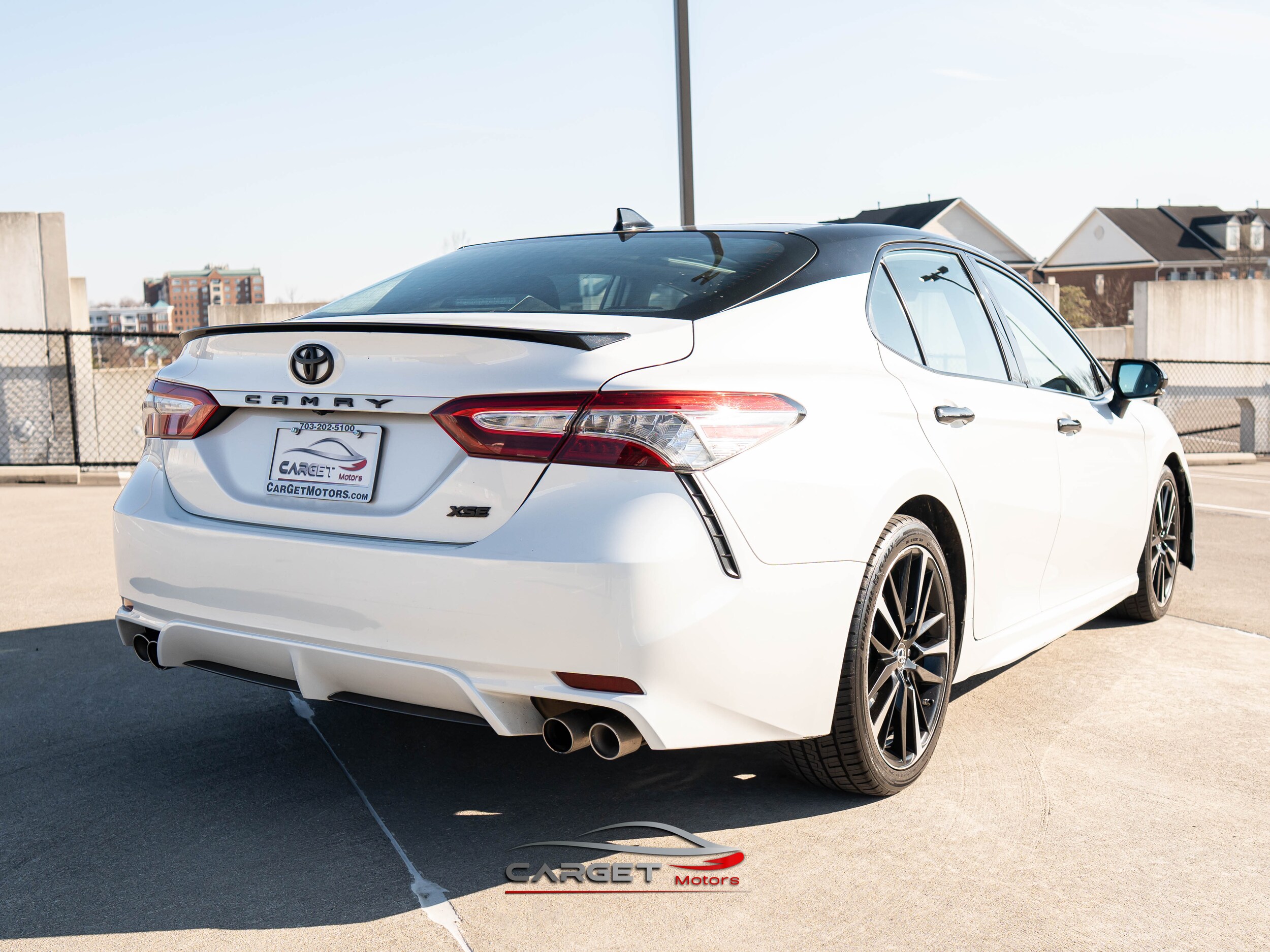 Vehicle image 3 of 43
