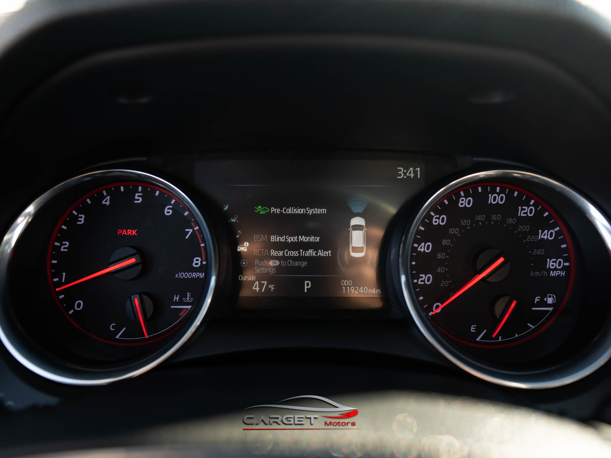 Vehicle image 27 of 43