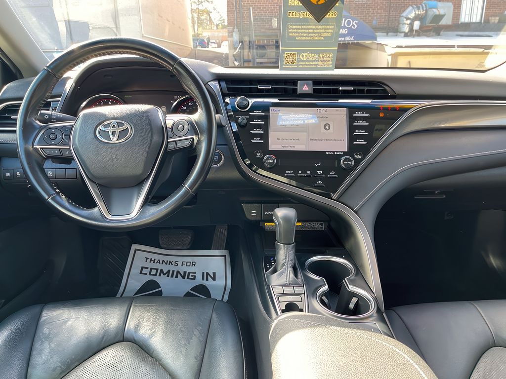 Vehicle image 19 of 39