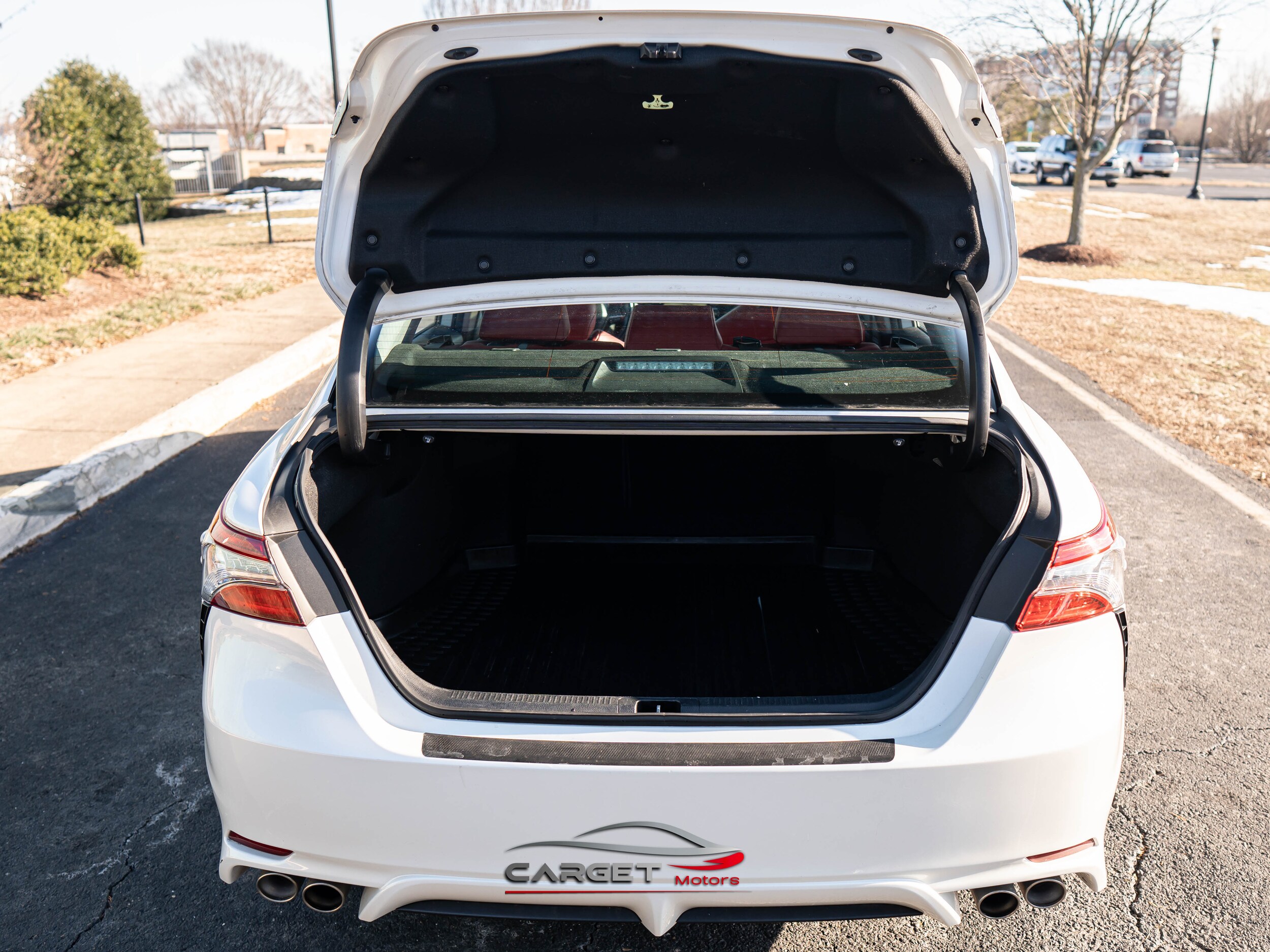 Vehicle image 42 of 46