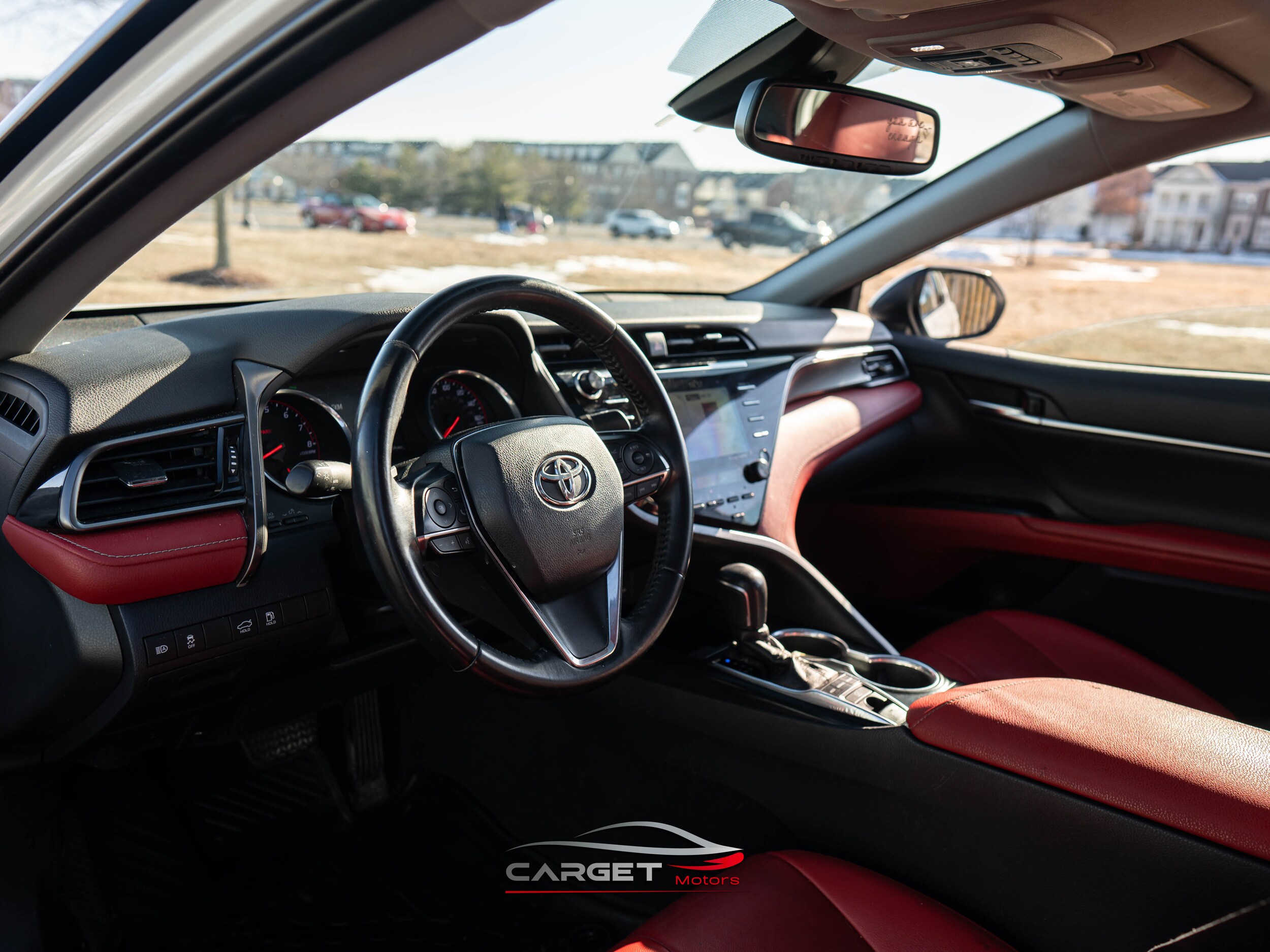 Vehicle image 11 of 46