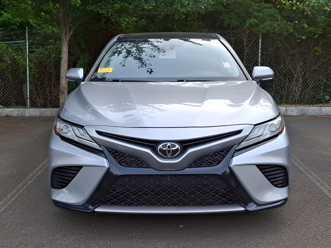 Vehicle image 7 of 8