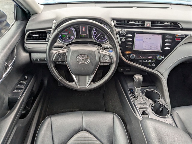 Vehicle image 31 of 40