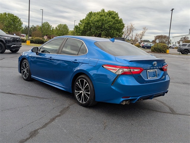 Vehicle image 7 of 40
