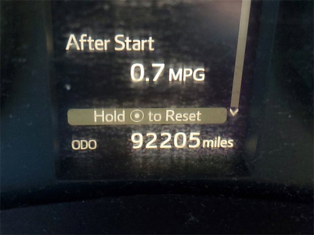 Vehicle image 23 of 30