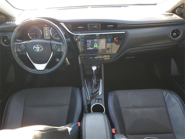 Vehicle image 15 of 30