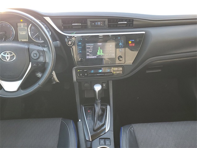 Vehicle image 16 of 30