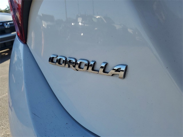 Vehicle image 9 of 30