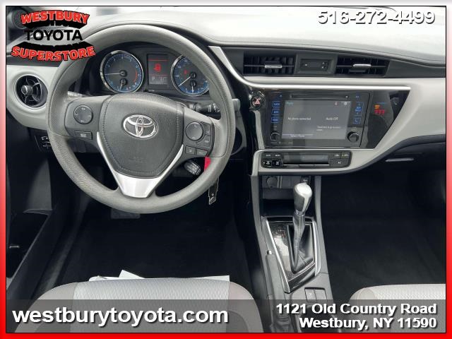 Vehicle image 16 of 34