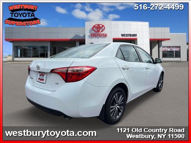 Vehicle image 4 of 34