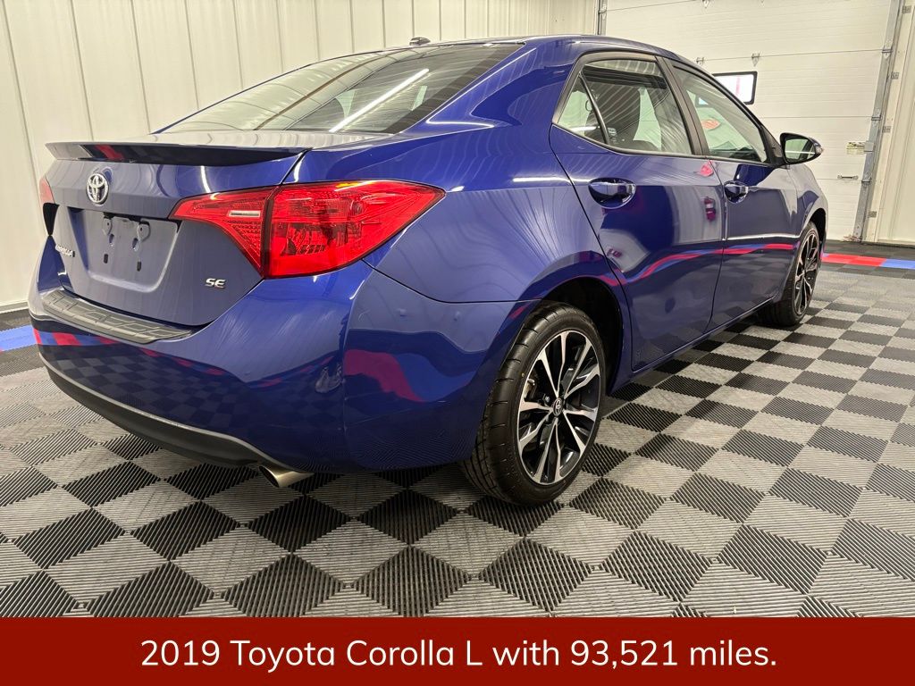 Vehicle image 4 of 18