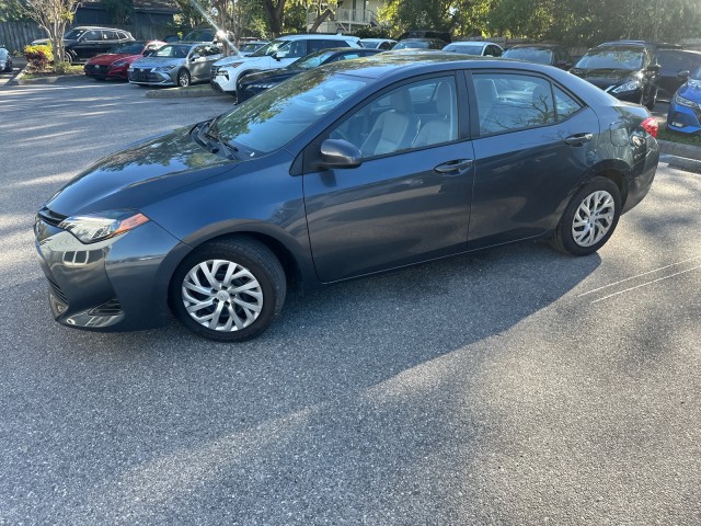 Vehicle image 5 of 18