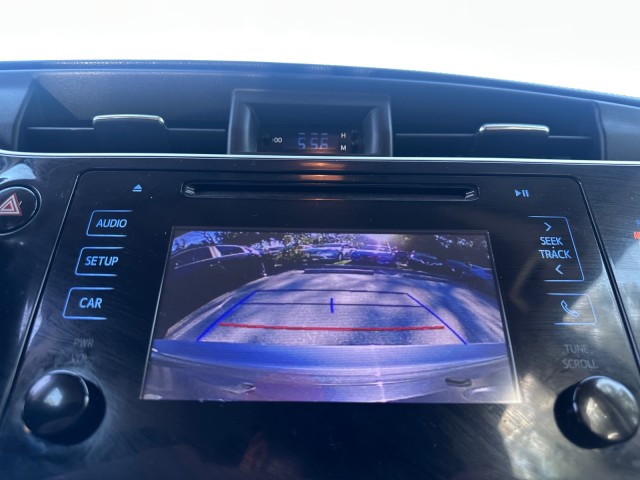 Vehicle image 18 of 18