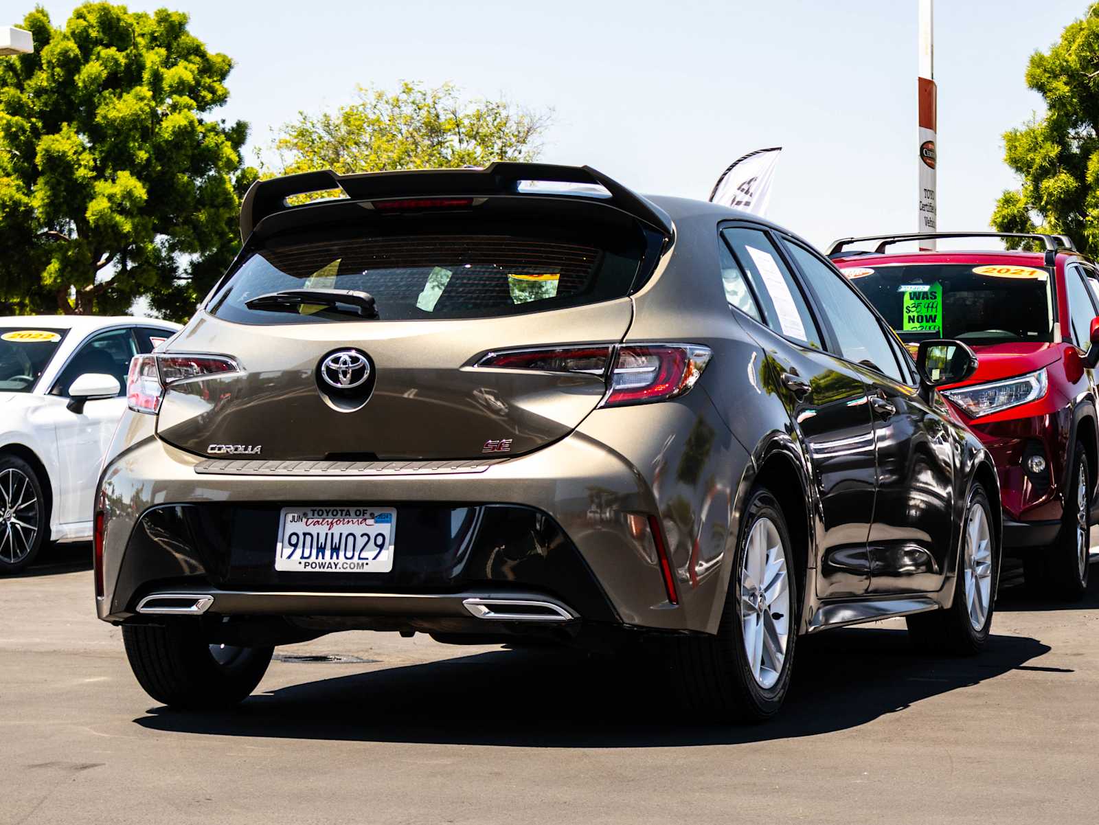 Vehicle image 4 of 38