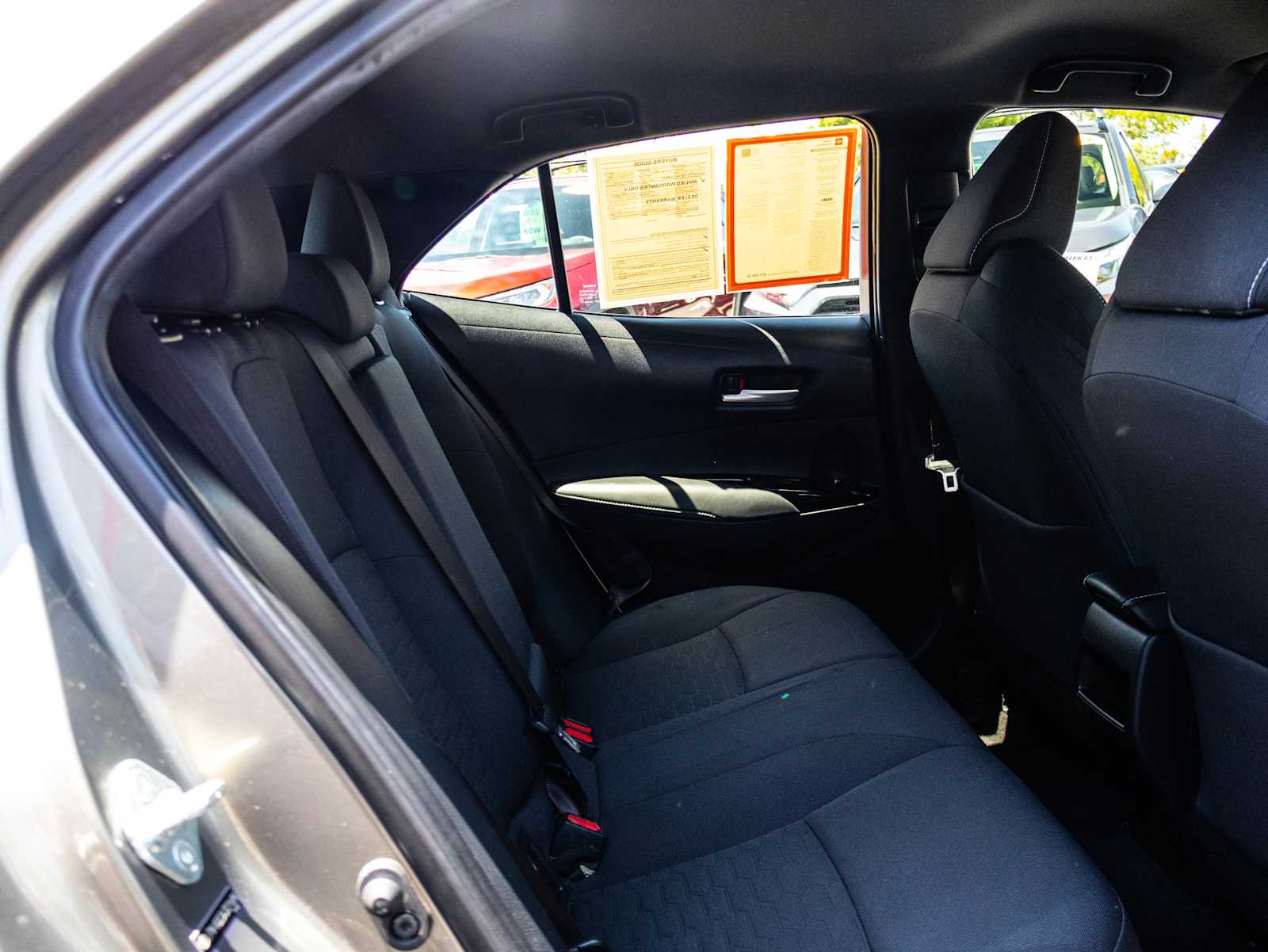 Vehicle image 18 of 38