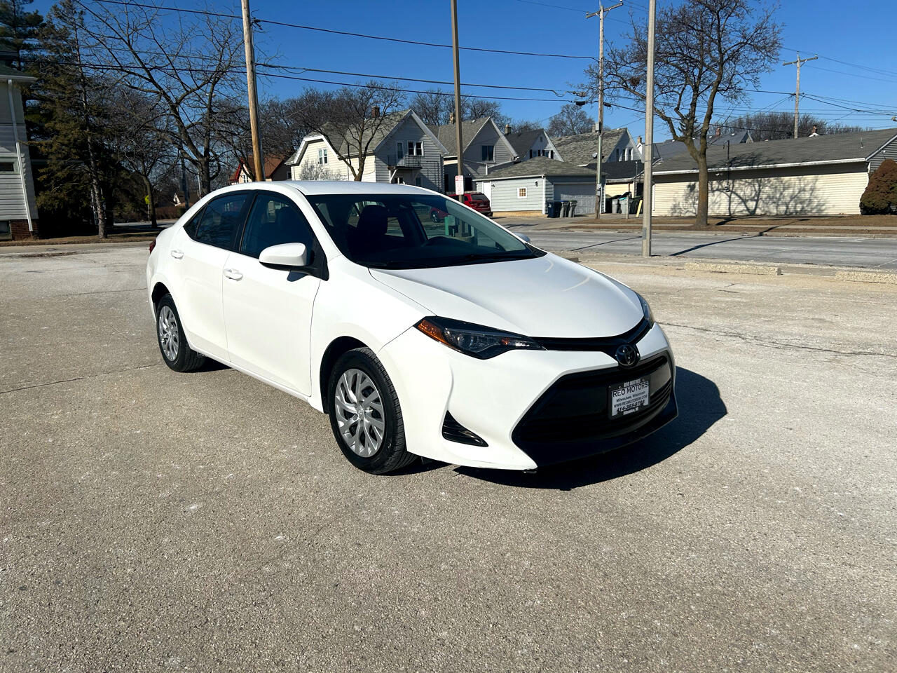 Vehicle image 3 of 14