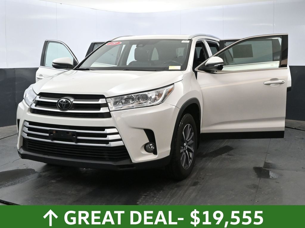 Vehicle image 2 of 78