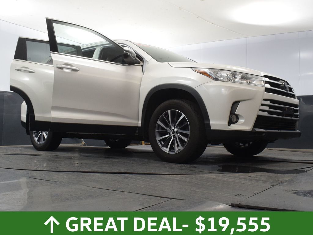Vehicle image 14 of 78