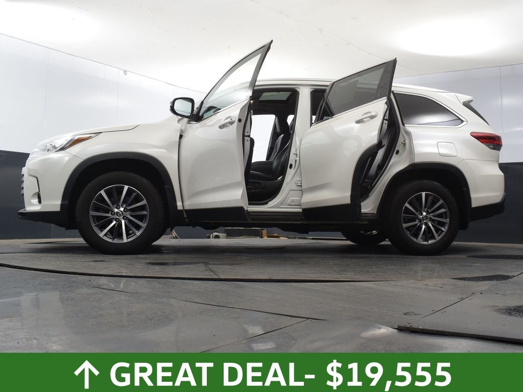 Vehicle image 49 of 78